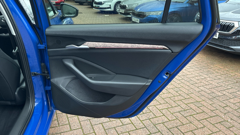 Skoda Superb 2.0 TDI 193 Laurin + Klement 4X4 5dr DSG Diesel Estate